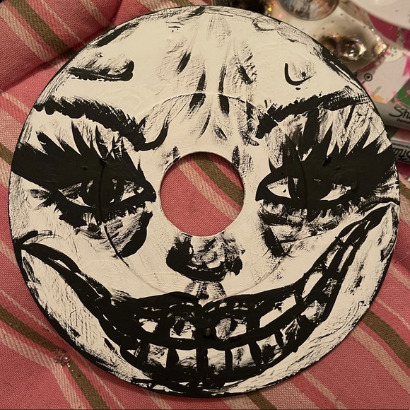 Painting on vinyl - Picture 1 of 1